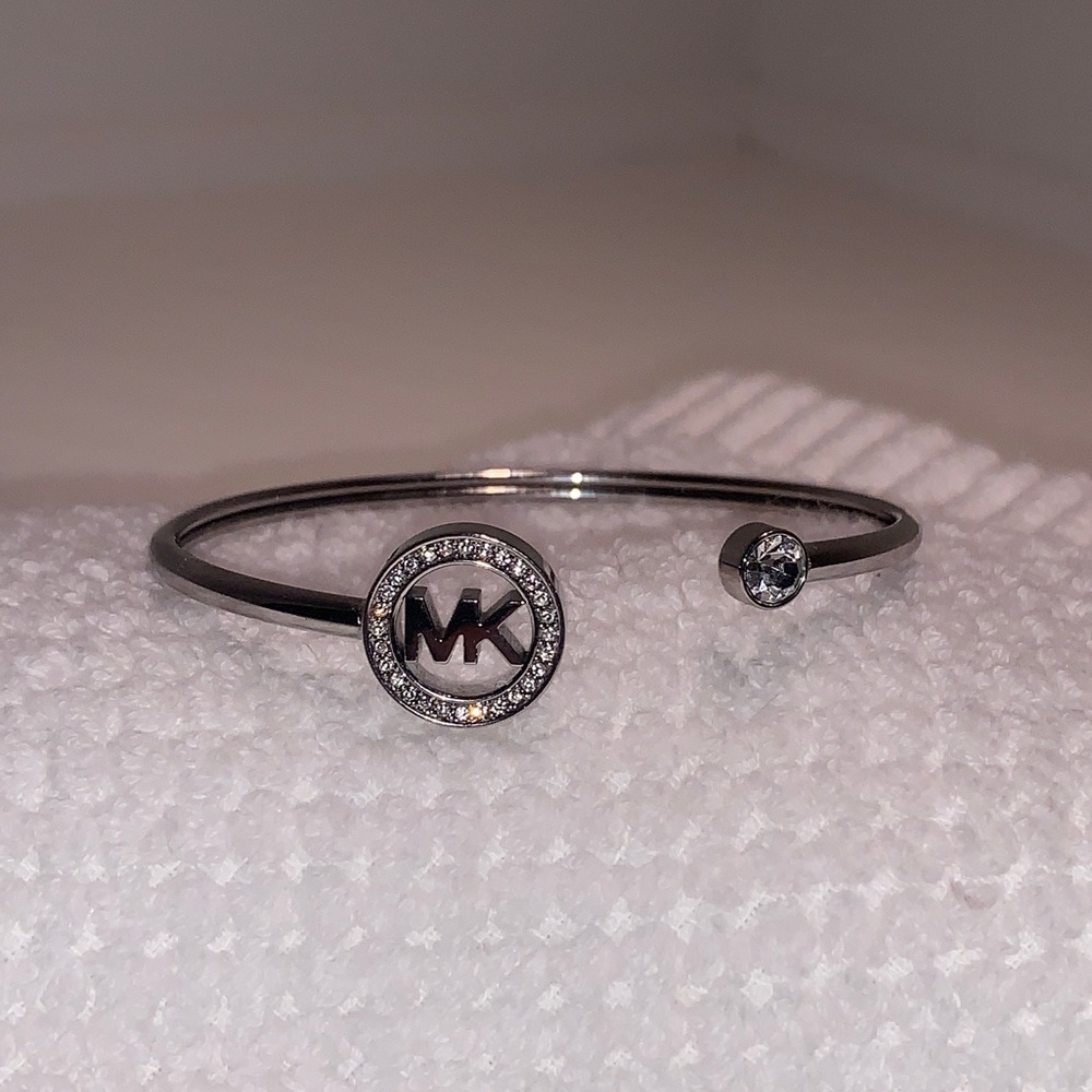 MICHAEL KORS Logo Open Cuff Bangle!
